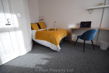 Room 4 - Westborough Road, Westcliff On Sea - Photo 2