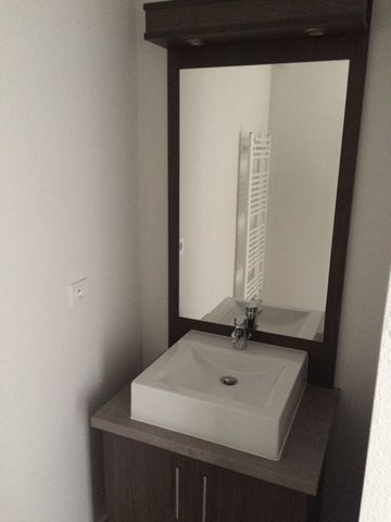 Location Appartement 2 pièces 42m² BASSENS 33530 - Photo 5