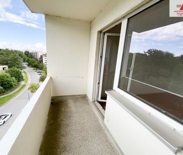 3-Raum-Wohnung mit toller Aussicht und Balkon im Barbara-Uthmann-Ri... - Foto 3