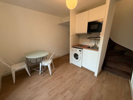 Location Appartement T1 meublé - GRAND RUE - Photo 3