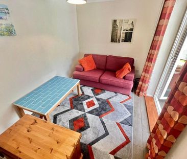 Fairfax Road - Photo 2