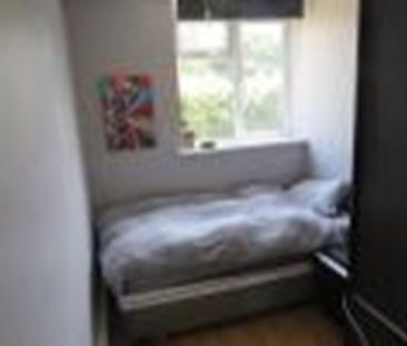 2 Bed Flat, Westover Road, BS9 - Photo 3
