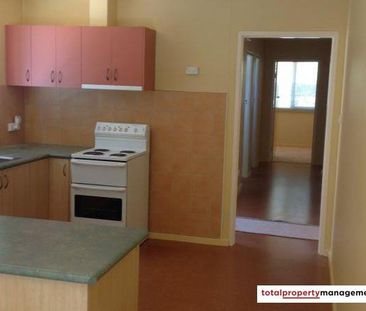 81 Kootara Crescent, Narrabundah ACT 2604 - House For Rent | Domain - Photo 2