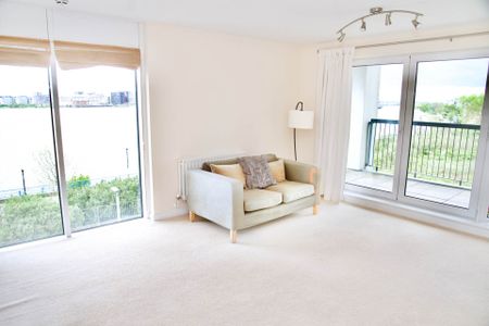 Price £1,950 pcm - Available Now - Furnished - Photo 4