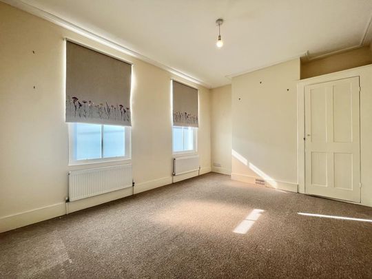 2 bedroom maisonette to rent - Photo 1