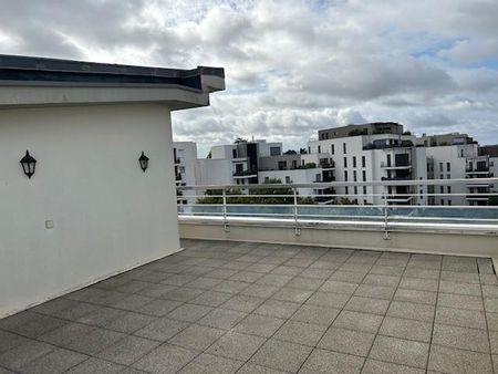 Location appartement 4 pièces 83.06 m2 à Tours - Photo 3