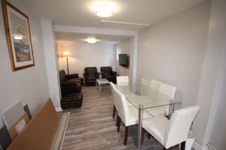 Greatfields Drive, Uxbridge, UB8 - Photo 2