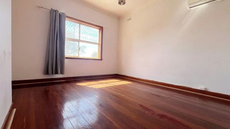 53 Lacey Street - Photo 2