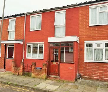 3 Bed Terraced House, Oldridge Road, SW12 - Photo 3