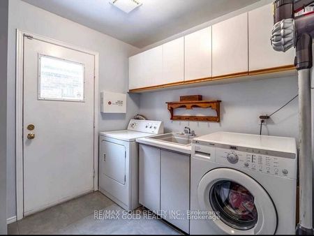 For Lease - 40 Barr Crescent Unit# Upper, Brampton, Ontario - Photo 5