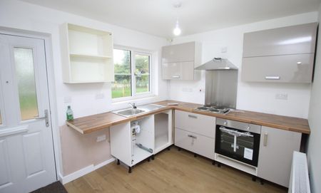 Smythes Green, Colchester - Photo 4