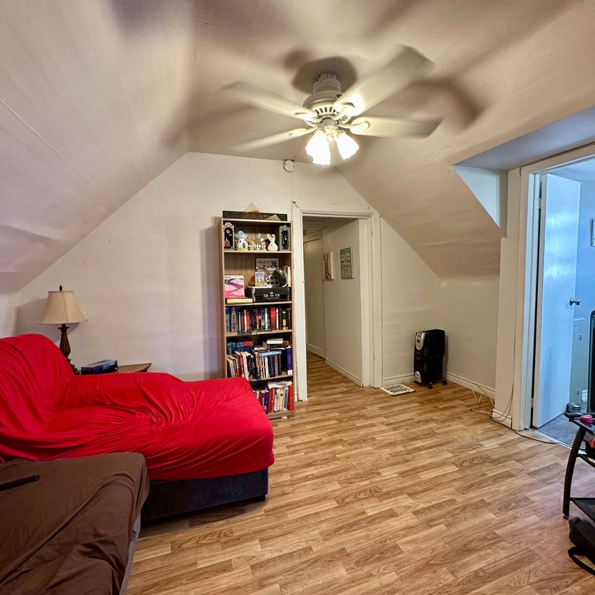 For Lease - 1125 Cannon Street, Hamilton, Ontario - Photo 1
