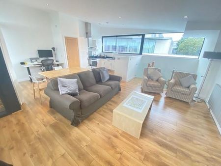 2 bedroom apartment to rent - Photo 4