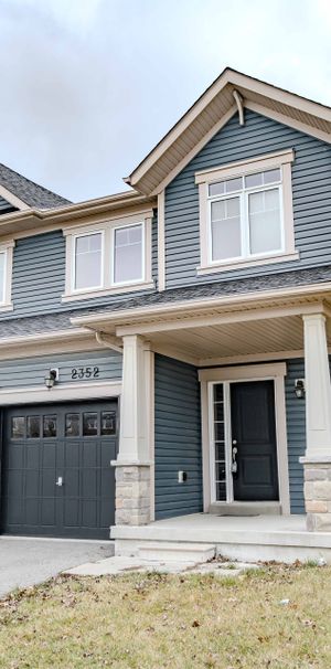 For Lease - 2352 Steeplechase Street, Oshawa, Ontario - Photo 2