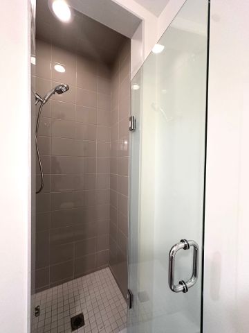 For Lease - 1222 Rose Way Unit# Main Fl, Milton, Ontario - Photo 5