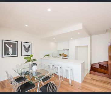 Stylish Bulimba Living - Courtyard - Bulimba Living - Photo 3