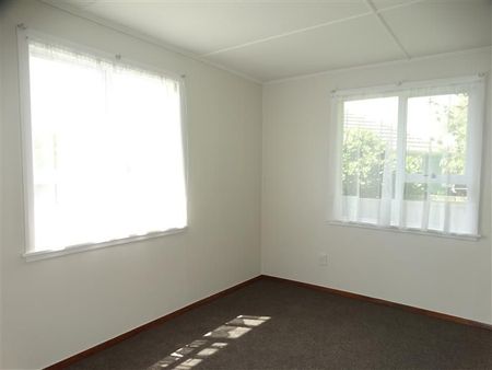 16 Malone Place,Hawera - Photo 4