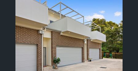 Tranquil Townhouse Retreat - Photo 5