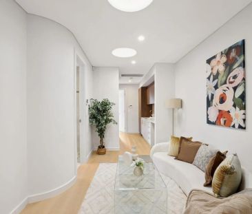 Designer Home in Top Location with Rear Lane Access - Photo 1