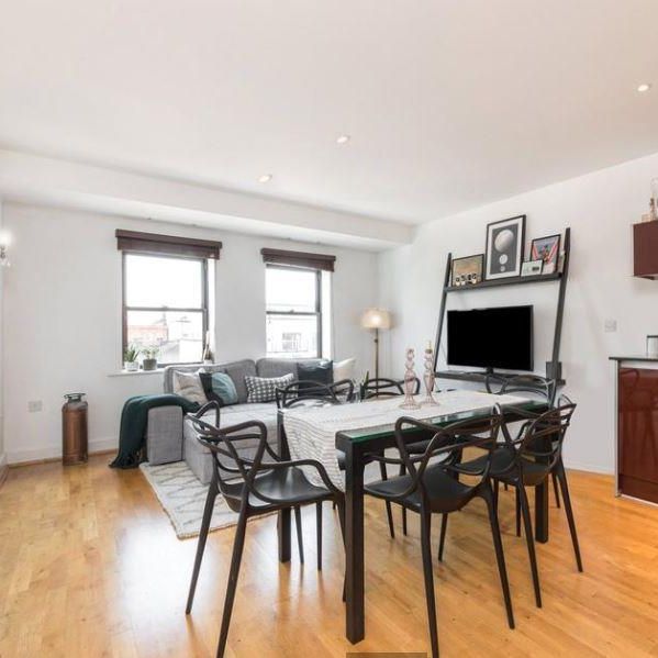 2 bedroom apartment to rent - Photo 1