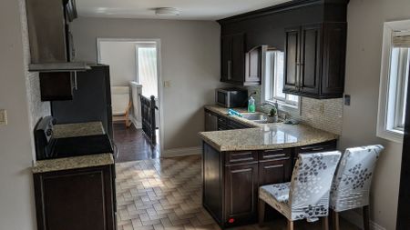 For Lease - 214 Park Lawn Road Unit# Upper, Toronto, Ontario - Photo 5