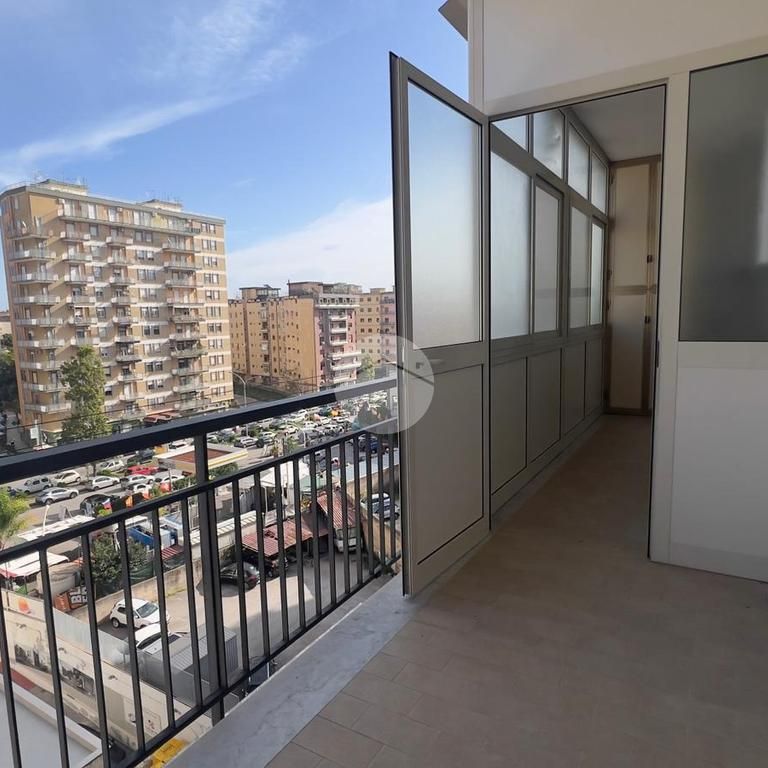 5 locali in affitto - Photo 1