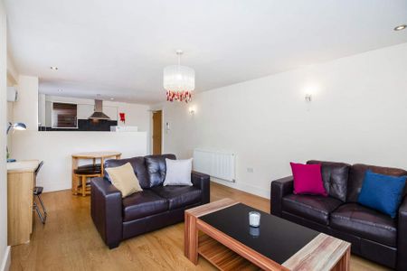 1 bedroom flat to rent - Photo 2