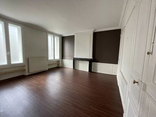 Location Maison de ville 5 pièces 180 m2 à Le Mans - Photo 1