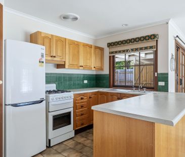 Thinking of selling? Contact our agent - Photo 4