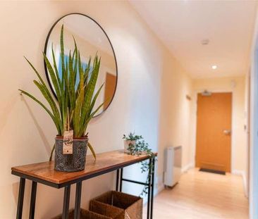 Capri House, Century Wharf, Cardiff Bay, CF10 - Photo 2