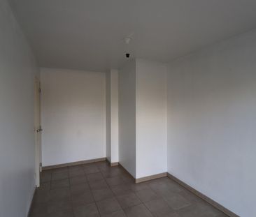 Een appartement op de 1ste verdieping met 2 slaapkamers, terras en ... - Photo 4
