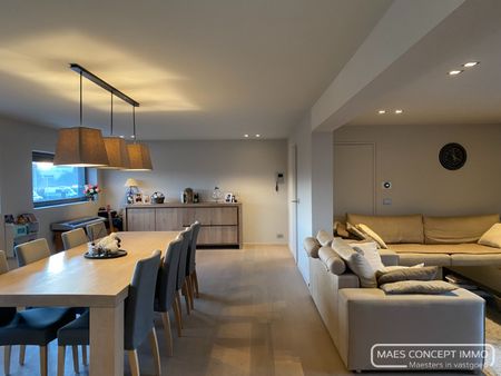 Stijlvol ingericht appartement te huur nabij centrum Anzegem - Photo 5