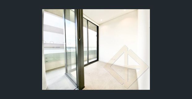 Near New North Facing Waterview 1 bedroom apartment available now! - Photo 1