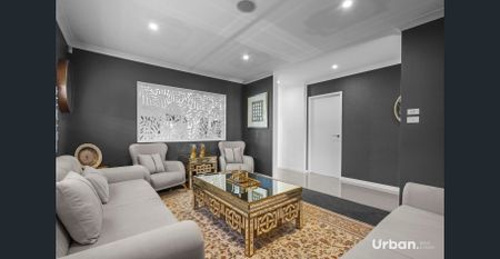 Immaculate Ex Display Home! - Photo 2