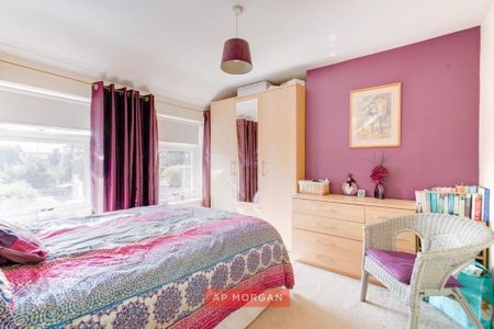 3 bedroom semi-detached house to rent - Photo 5