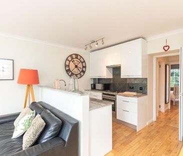 1 bed flat for rent in Old Town - Photo 4