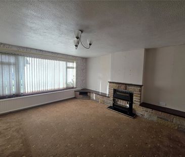 4 bedroom house to rent Deanside Drive, Loughborough, LE11 - Photo 3