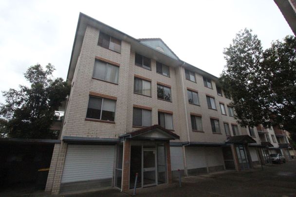 Cosy Apartment in Ideal Location - Photo 1