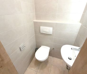 Hochwertiger und geräumiger Erstbezug mit Balkon und Stellplatz in ... - Foto 1