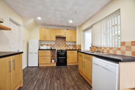 3 bedroom house to rent - Photo 3