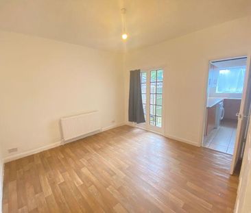 3 bedroom property to rent - Photo 2