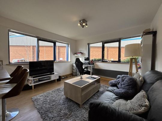 1 bedroom flat to rent - Photo 1