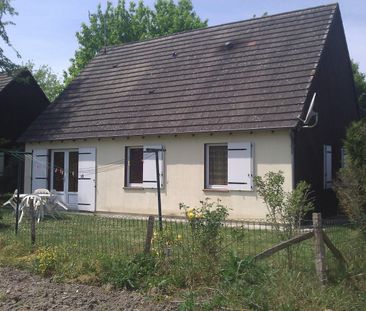 Location Maison 5 pièces 121 m² Châtillon-sur-Indre - Photo 1