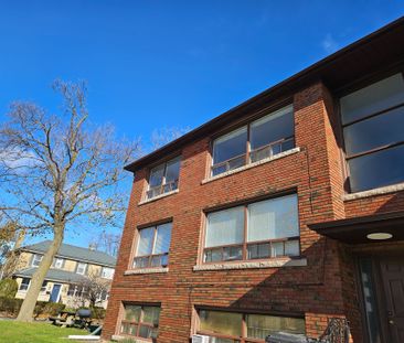 For Lease - 401 Winnett Avenue Unit# 5, Toronto, Ontario - Photo 3