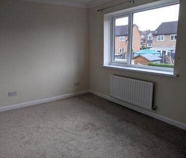 3 bedroom semi-detached house to rent - Photo 6