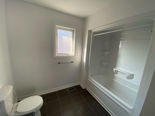 90 Brennan Cres - Photo 1