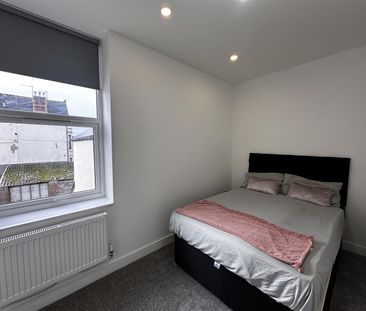 Ninian Road, Cardiff - Photo 5