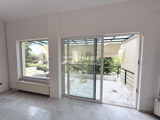 Τριώροφη πλήρως ανακαινισμένη μονοκατοικία με εκπληκτική θέα - Φωτογραφία 1