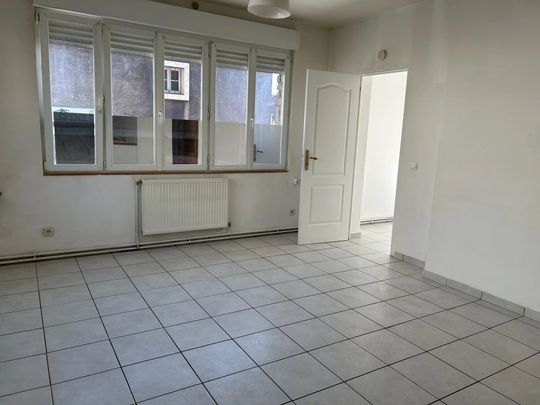 Location Appartement 3 pièces 46m² BOULOGNE SUR MER 62200 - Photo 1