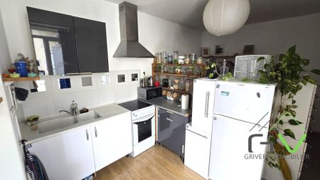 Location Appartement 1 pièce 33m² NIMES 30000 - Photo 3